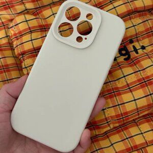 Cream iPhone 16 Pro Case